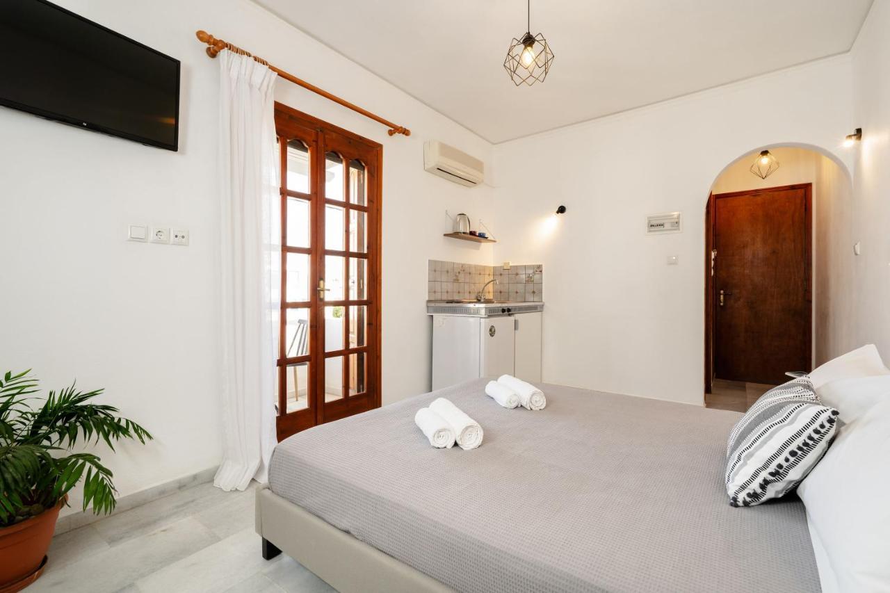 Flerianos Studios Naxos Agios Prokopios  Dış mekan fotoğraf